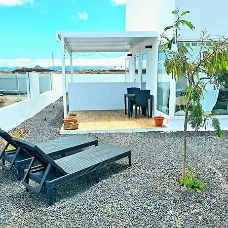 Lanzarote Ocean Loft B * 蒂纳霍